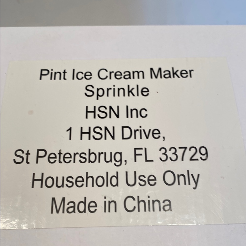 NIB Sprinkle Pint Ice Cream Maker